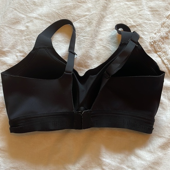 2/$40 Lululemon fine form bra 34D / 10 - Picture 5 of 7